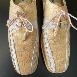 Hugo Vitelli White and Cream Leather Size 11